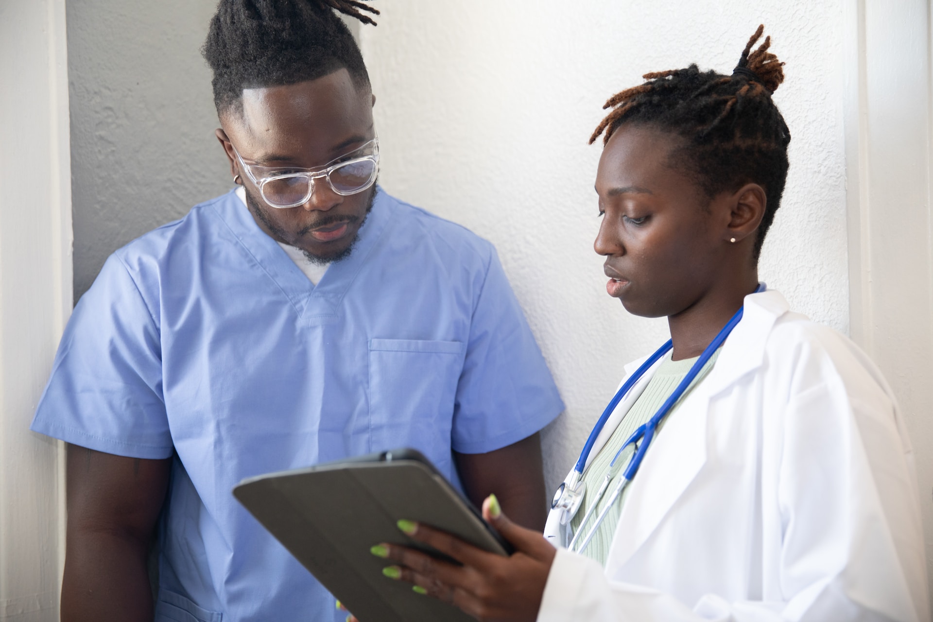 Prepárate para trabajar en el área de Salud Laboral Cuidando la salud